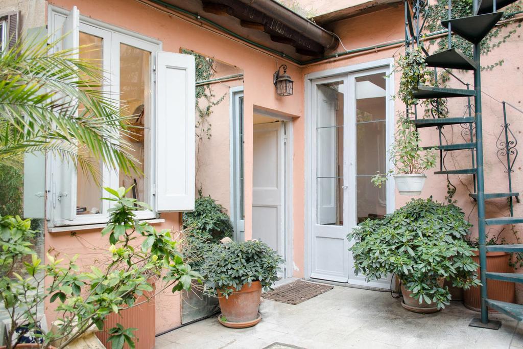 Monti Secret Garden Apartamento Roma Exterior foto